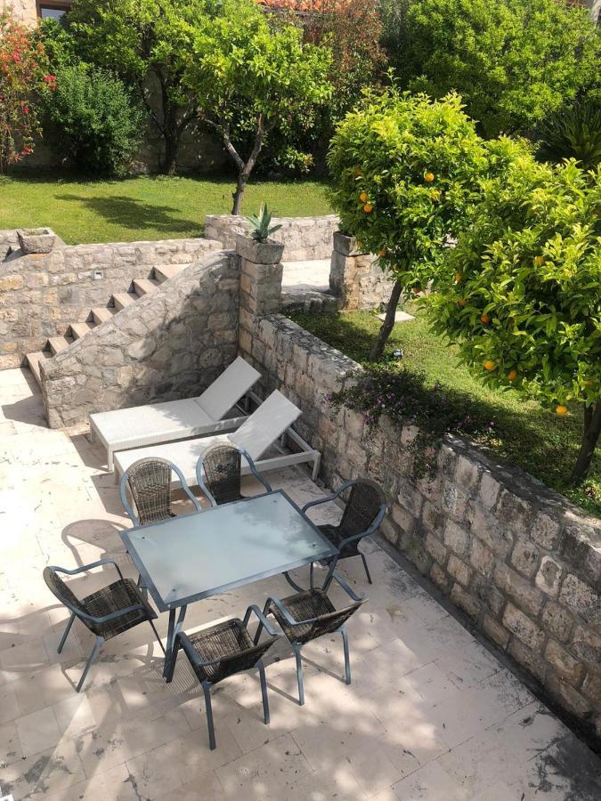 Charming Apartment For 3 Pax In Cavtat Eksteriør billede